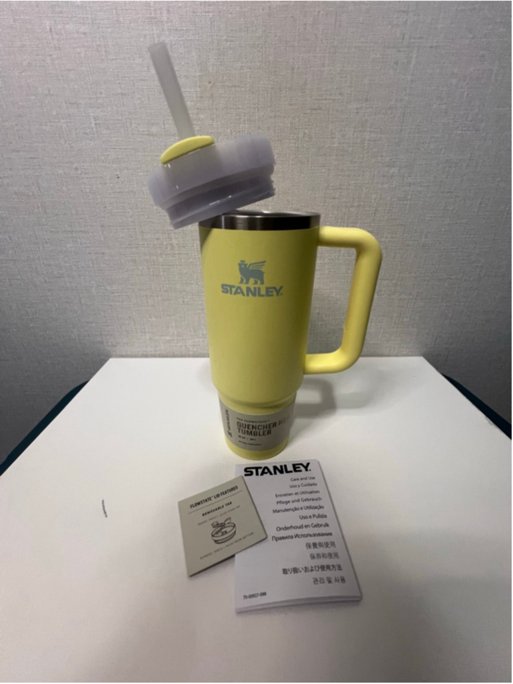 NWT Stanley Quencher H2.0 FlowState Yellow 30 oz Insulated Travel Mug Tumbler